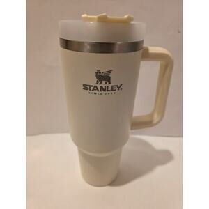 Stanley Cup 40 oz Quencher Adventure Tumbler - Cream
